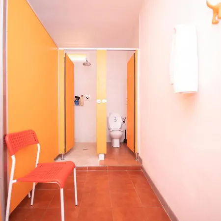Arc House Sevilla Only Adults * 세비야