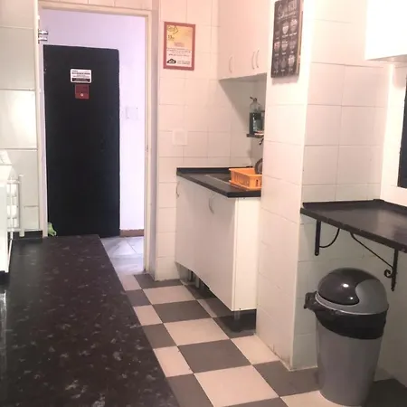Arc House Sevilla Only Adults 세비야