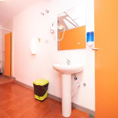호스텔 Arc House Sevilla Only Adults *