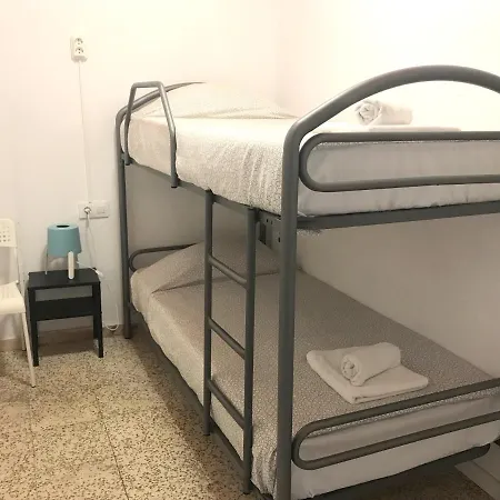 Arc House Sevilla Only Adults 호스텔 *