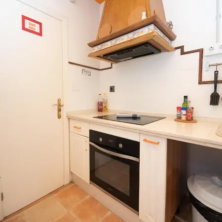 Arc House Sevilla Only Adults 세비야
