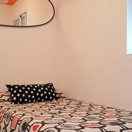 Arc House Sevilla Only Adults 호스텔 *